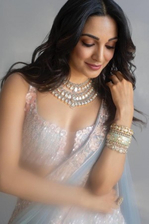 Kiara Advani (aka) Kiara Advanai