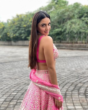 Kiara Advani (aka) Kiara Advanai