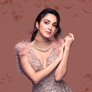 Kiara Advani (aka) Kiara Advanai