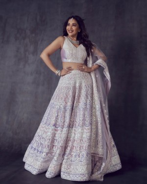 Madhuri Dixit (aka) MadhuriDixit