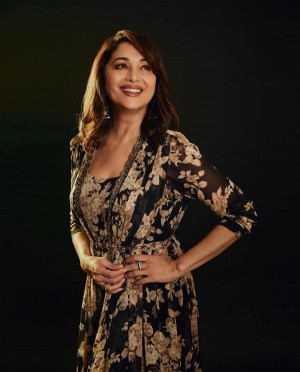 Madhuri Dixit (aka) MadhuriDixit