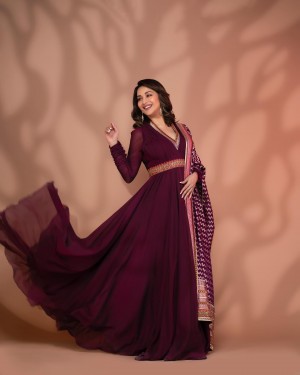 Madhuri Dixit (aka) MadhuriDixit