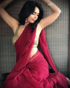 Mallika Sherawat (aka) Mallika Sherawath