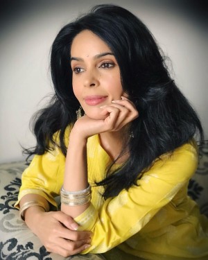 Mallika Sherawat (aka) Mallika Sherawath