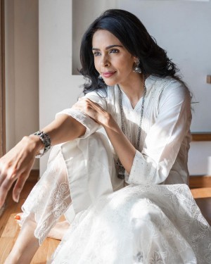 Mallika Sherawat (aka) Mallika Sherawath