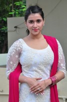 Mannara Chopra (aka) MannaraChopra