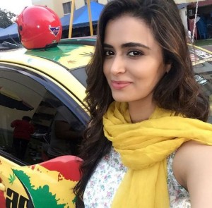 Meenakshi Dixit (aka) MeenakshI