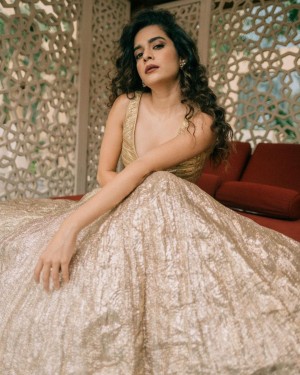 Mithila Palkar (aka) Mithila