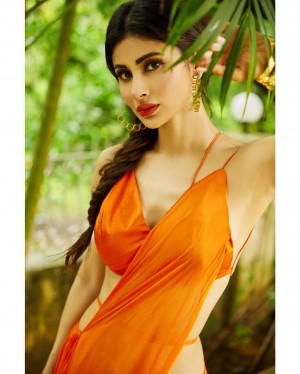 Mouni Roy (aka) MouniRoy