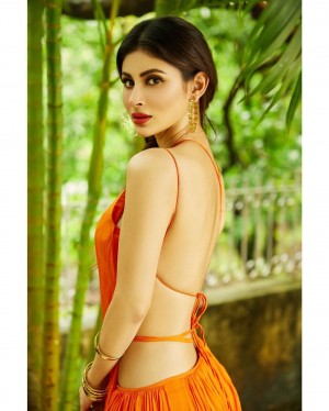 Mouni Roy (aka) MouniRoy