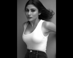 Mouni Roy (aka) MouniRoy