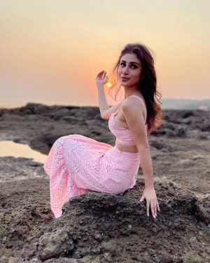 Mouni Roy (aka) MouniRoy