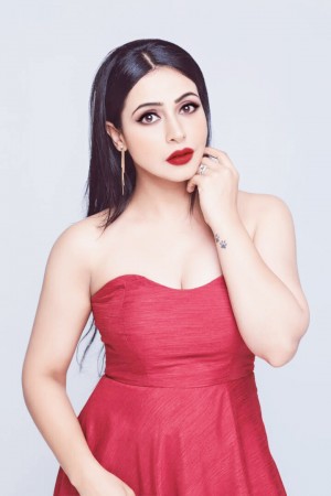 Nandini Rai (aka) NandhiniRai