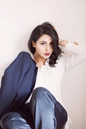 Nandini Rai (aka) NandhiniRai