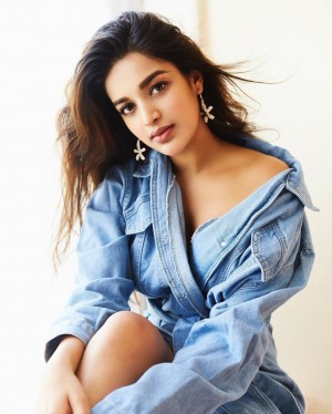 Nidhhi Agerwal (aka) NidhhiAgerwal