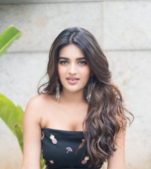 Nidhhi Agerwal (aka) NidhhiAgerwal