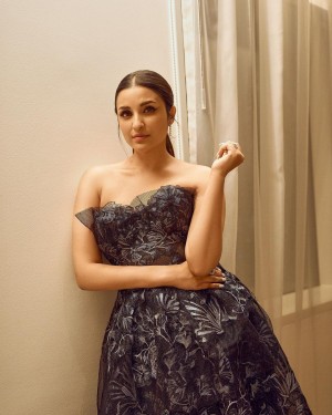 Parineeti Chopra (aka) ParineetiChopra