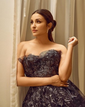 Parineeti Chopra (aka) ParineetiChopra