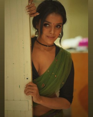 Pia Bajpai (aka) PiaBajpai