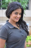 Priyamani (aka) Priya mani