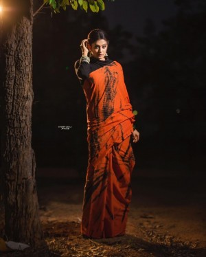 Priyamani (aka) Priya mani