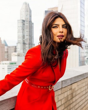 Priyanka Chopra (aka) Priyankachopra