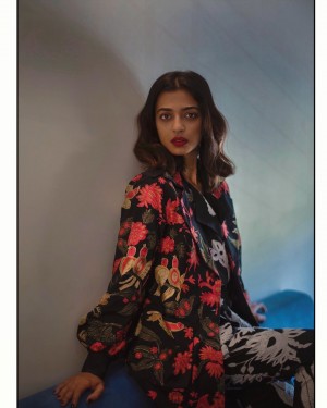 Radhika Apte (aka) RadhikaApte