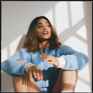 Radhika Apte (aka) RadhikaApte