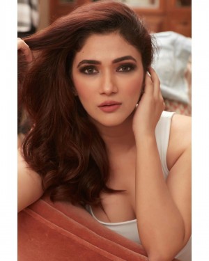 Ridhima Pandit (aka) Ridhimaa Pandit