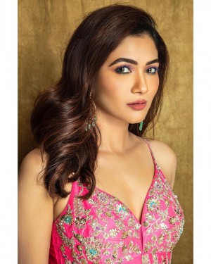 Ridhima Pandit (aka) Ridhimaa Pandit