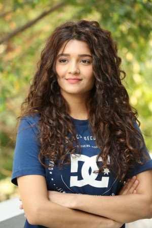 Ritika singh (aka) Ritika Mohan Singh