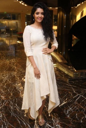 Ritika singh (aka) Ritika Mohan Singh