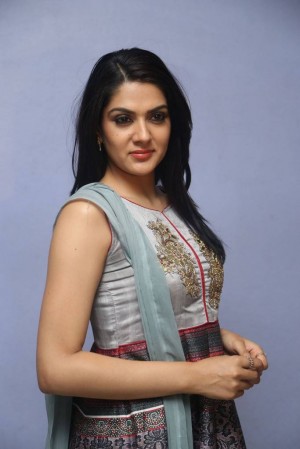 Sakshi Chaudhary (aka) SakshiChaudhary