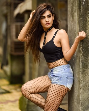 Sakshi Dwivedi (aka) Sakshii Dwivedi