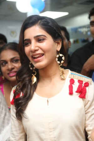 Samantha Ruth Prabhu (aka) Actress Samantha