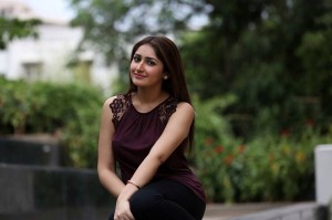 Sayyeshaa Saigal (aka) Sayyeshaa