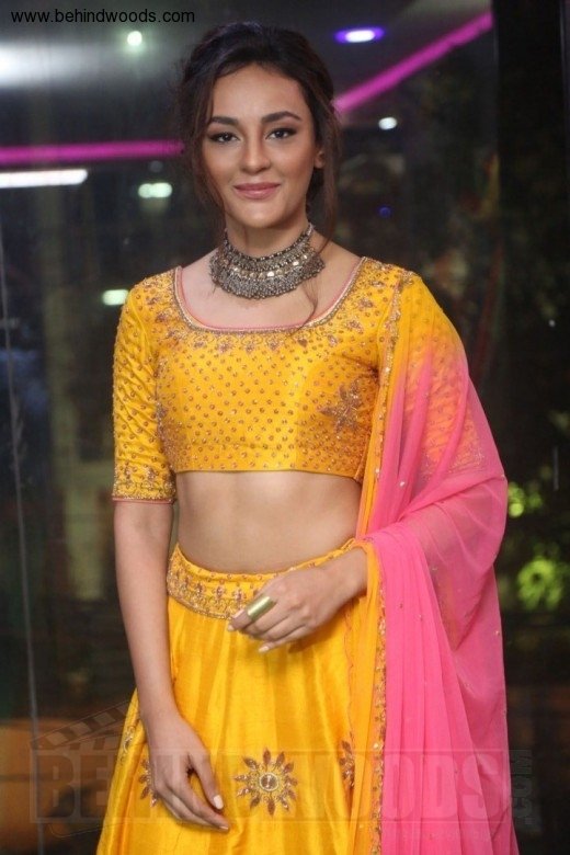 Seerat Kapoor (aka) SeeratKapoor