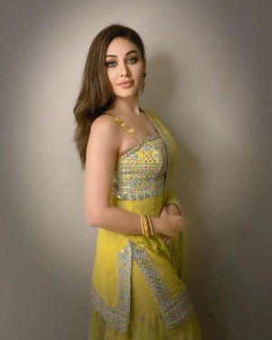 Shefali Jariwala (aka) Shefali Jariwalaa