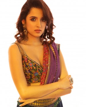 Shirley Setia (aka) Shirleyy