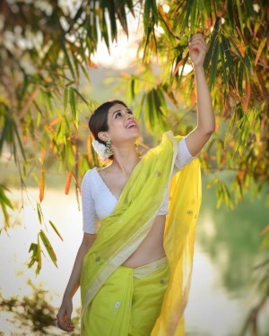 Shraddha Das (aka) Shraddhaa