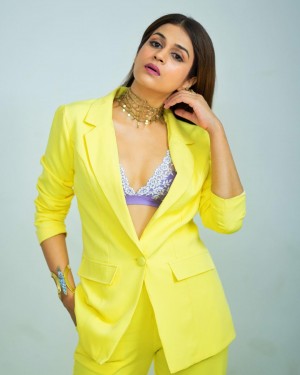 Shraddha Das (aka) Shraddhaa