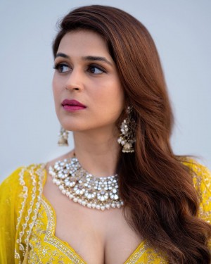 Shraddha Das (aka) Shraddhaa