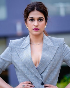 Shraddha Das (aka) Shraddhaa