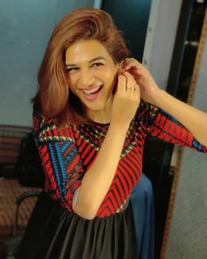 Shraddha Das (aka) Shraddhaa