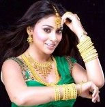 Shriya Saran (aka) Actress Shriya