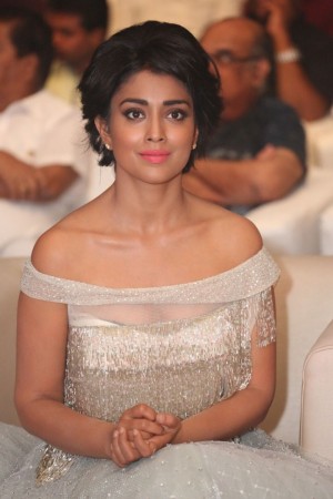 Shriya Saran (aka) Actress Shriya