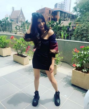 Shruti Haasan (aka) Shruti Hasan