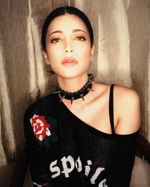 Shruti Haasan (aka) Shruti Hasan