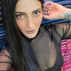 Shruti Haasan (aka) Shruti Hasan