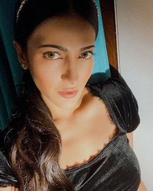 Shruti Haasan (aka) Shruti Hasan